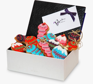 Christmas Baubles biscuit box